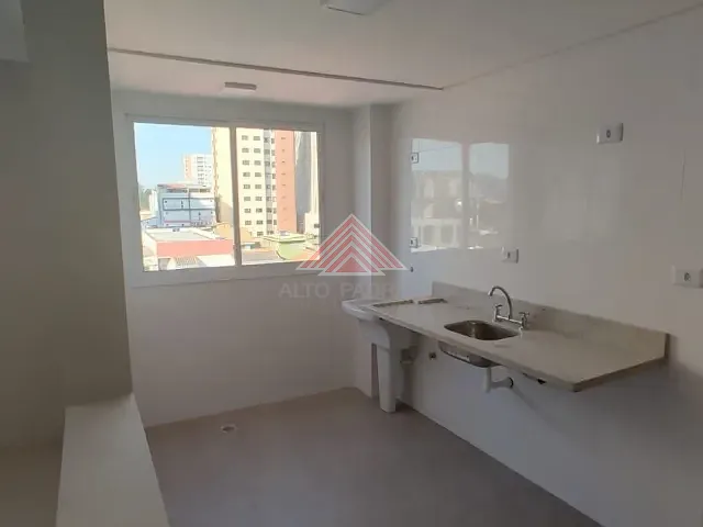 Apartamento com 65m² 2 quartos e 1 banheiro, para alugar, no bairro Vila Bocaina em Mauá