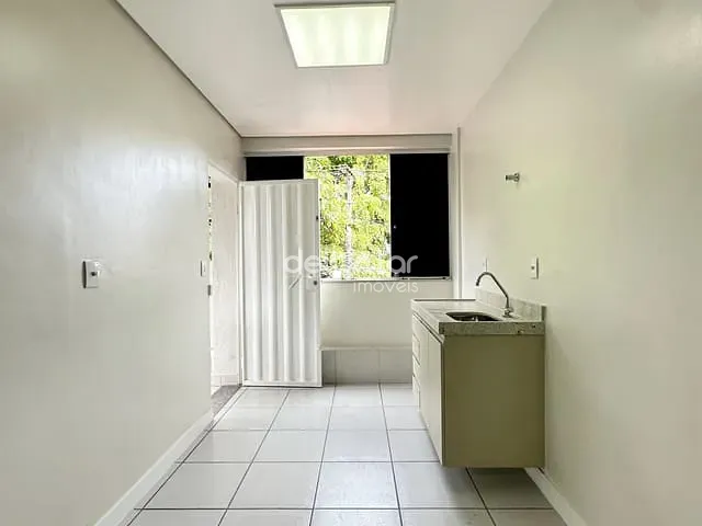 Apartamento com 48m² 1 quarto e 1 banheiro, para alugar, no bairro Ipiranga em Belo Horizonte