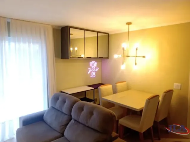 Apartamento 2 quartos e 2 banheiros, para alugar, no bairro Boa Vista em Curitiba