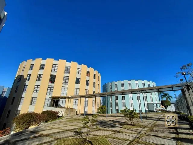 Apartamento 2 quartos e 1 banheiro, para alugar, no bairro Jardim Botânico em Curitiba