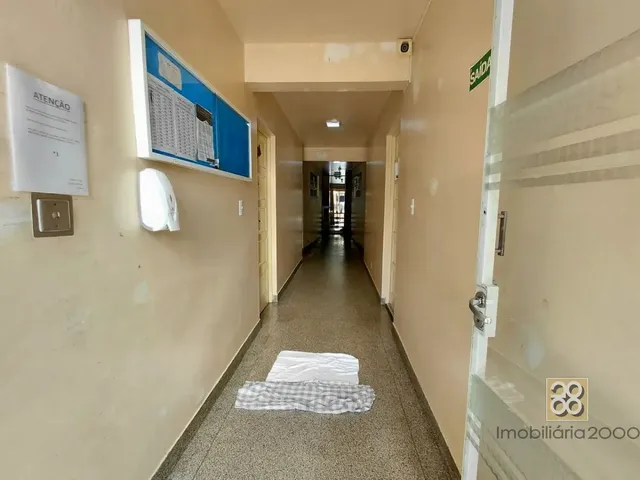 Apartamento 2 quartos e 1 banheiro, para alugar, no bairro Jardim Botânico em Curitiba