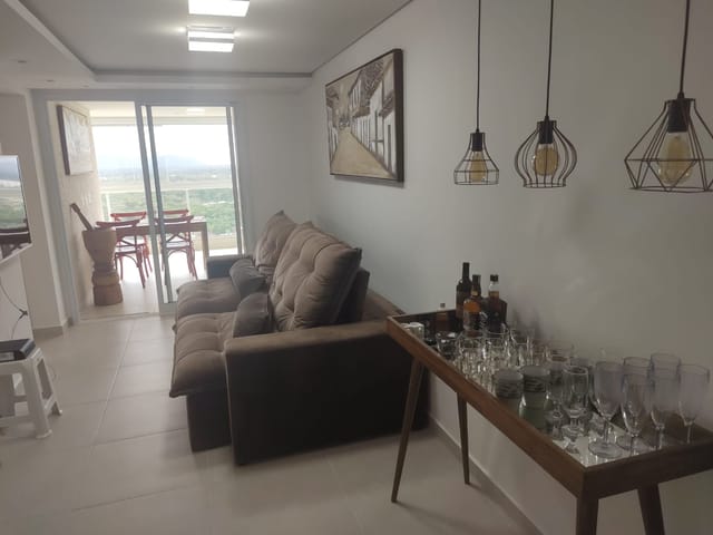 Apartamento com 69m² 2 quartos e 1 banheiro, à venda, no bairro Jardim Virgínia em Guarujá