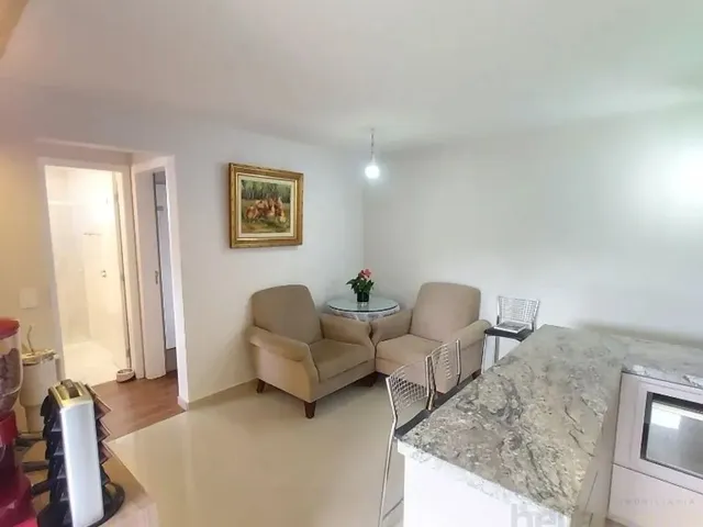 Apartamento 2 quartos e 2 banheiros, à venda, no bairro Cidade Industrial em Curitiba