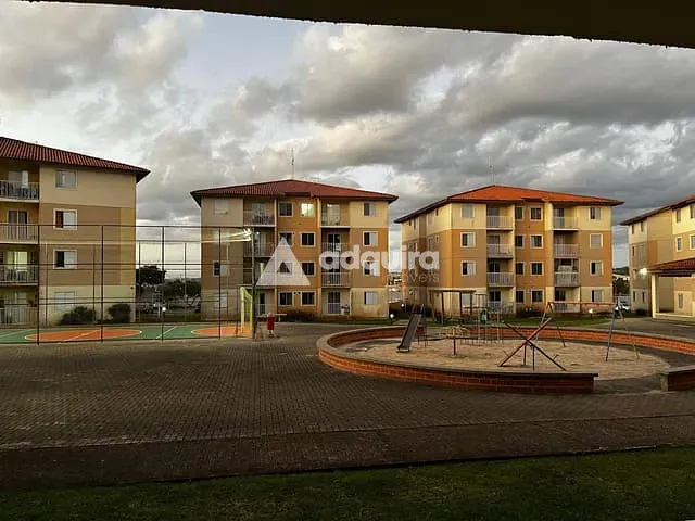 Apartamento com 56m² 2 quartos e 1 banheiro, à venda, no bairro Uvaranas em Ponta Grossa