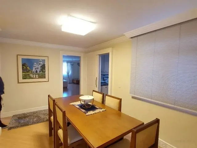 Apartamento 3 quartos e 3 banheiros, à venda, no bairro Centro Cívico em Curitiba