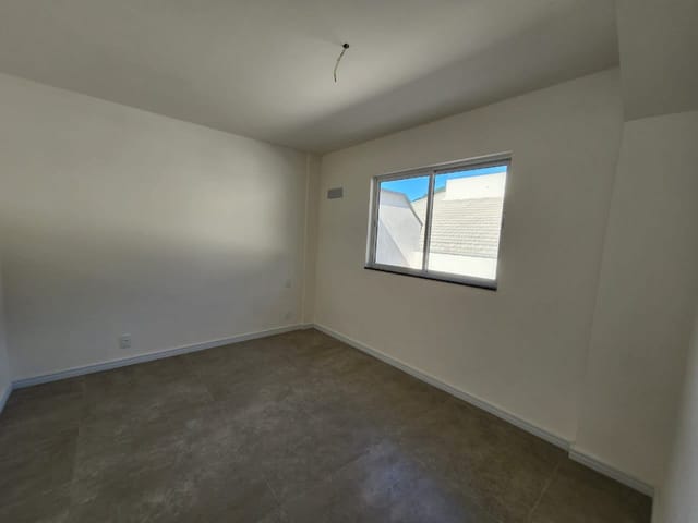 Apartamento à venda, no bairro Retiro em Petrópolis