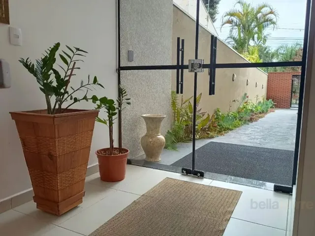 Apartamento 2 quartos e 1 banheiro, para alugar, no bairro Guaíra em Curitiba