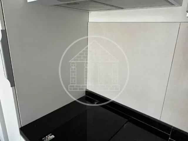 Apartamento com 32m² 1 quarto e 1 banheiro, à venda, no bairro Jardim das Acácias em São Paulo