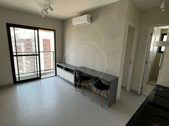 Apartamento com 32m² 1 quarto e 1 banheiro, à venda, no bairro Jardim das Acácias em São Paulo