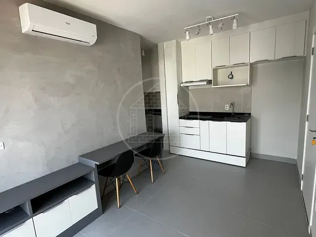 Apartamento com 32m² 1 quarto e 1 banheiro, à venda, no bairro Jardim das Acácias em São Paulo