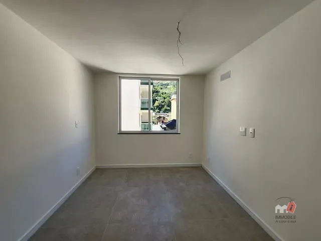 Apartamento 2 quartos e 1 banheiro, à venda, no bairro Retiro em Petrópolis