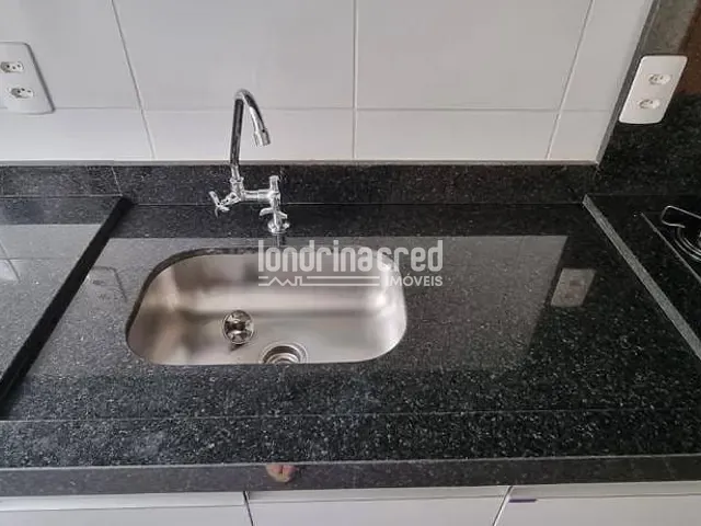 Apartamento 2 quartos e 1 banheiro, à venda, no bairro Gleba Ribeirão Limeiro em Londrina