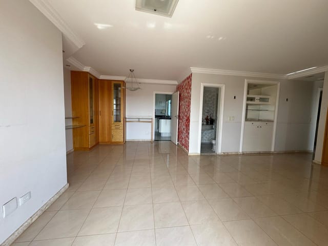 Apartamento com 115m² 2 quartos e 3 banheiros, à venda, no bairro Cláudia em Londrina