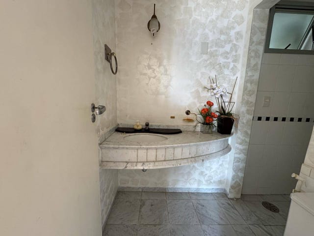 Apartamento com 115m² 2 quartos e 3 banheiros, à venda, no bairro Cláudia em Londrina