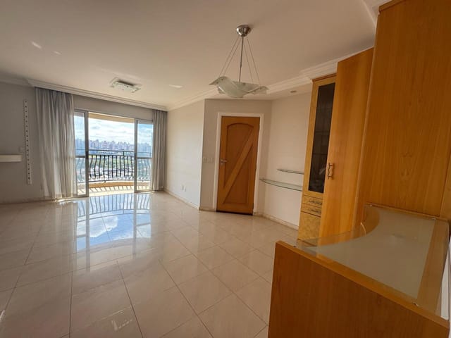 Apartamento com 115m² 2 quartos e 3 banheiros, à venda, no bairro Cláudia em Londrina