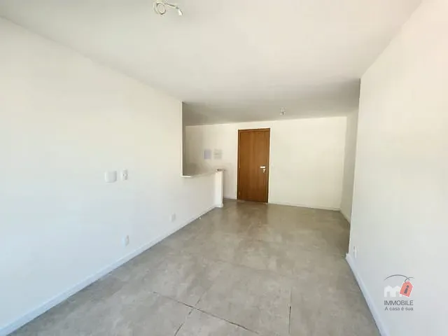 Apartamento 2 quartos e 1 banheiro, à venda, no bairro Retiro em Petrópolis