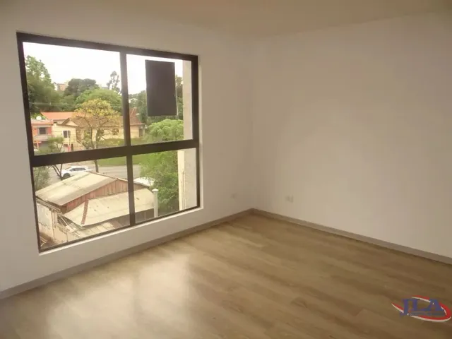 Apartamento 1 quarto e 1 banheiro, para alugar, no bairro Bacacheri em Curitiba