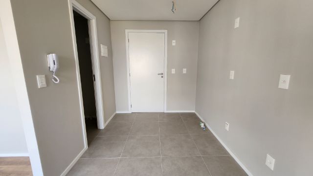 Apartamento com 28m² 1 quarto e 1 banheiro, à venda, no bairro Areal em Pelotas