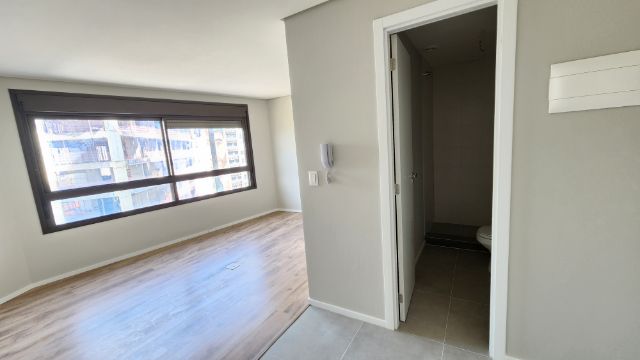 Apartamento com 28m² 1 quarto e 1 banheiro, à venda, no bairro Areal em Pelotas