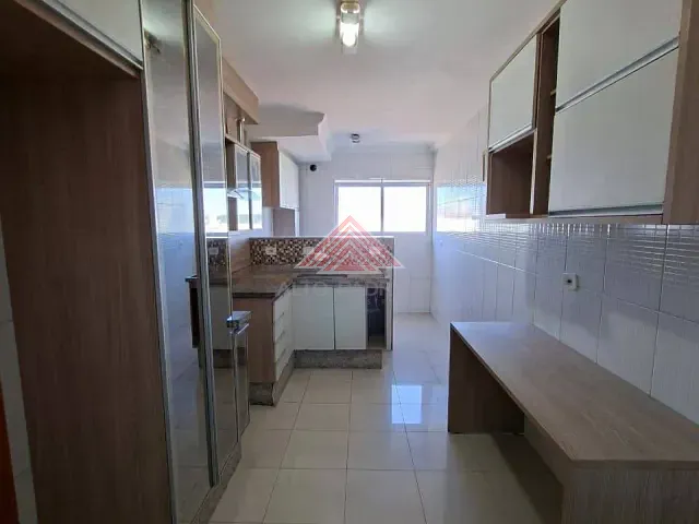 Apartamento 2 quartos e 1 banheiro, à venda, no bairro Vila Assis Brasil em Mauá