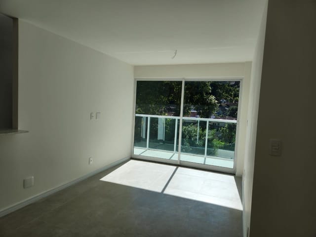 Apartamento 2 quartos e 1 banheiro, à venda, no bairro Retiro em Petrópolis