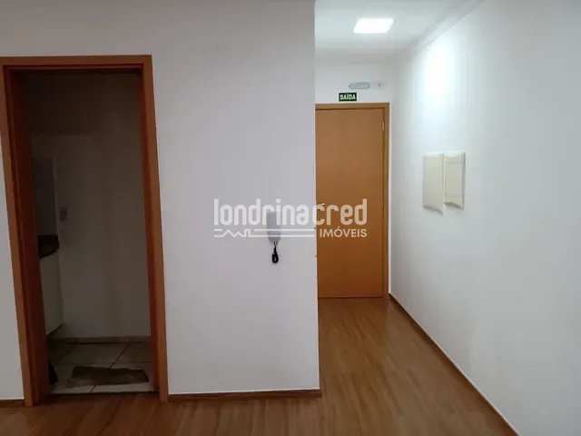 Sala com 94m², à venda, no bairro Centro em Ibiporã