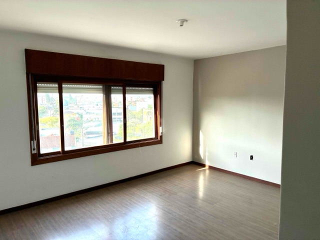 Apartamento com 199m² 3 quartos e 2 banheiros, à venda, no bairro Centro em Pelotas
