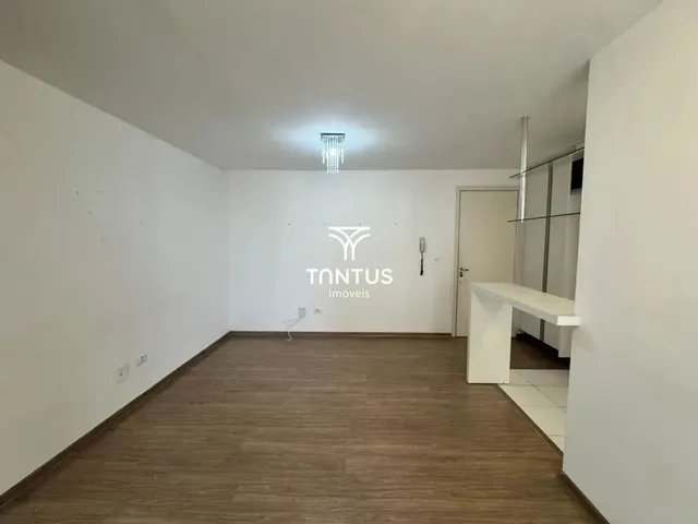 Apartamento 2 quartos e 1 banheiro, para alugar, no bairro Jardim Guairacá em Pinhais