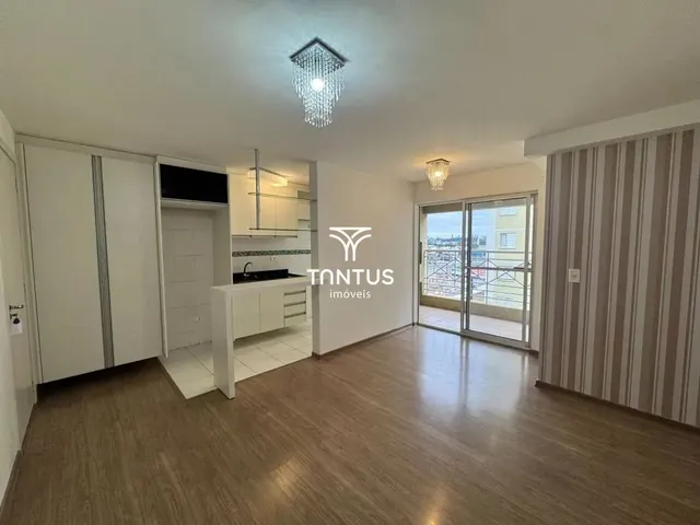 Apartamento 2 quartos e 1 banheiro, para alugar, no bairro Jardim Guairacá em Pinhais
