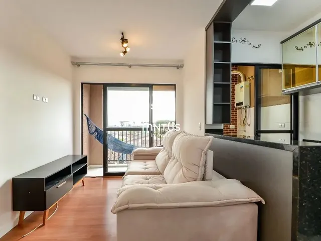 Apartamento 2 quartos e 1 banheiro, para alugar, no bairro Capão da Imbuia em Curitiba