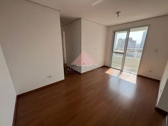 Apartamento 2 quartos e 1 banheiro, à venda, no bairro Vila Nossa Senhora das Vitórias em Mauá