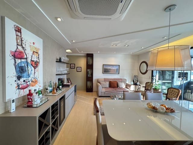 Apartamento com 199m² 3 quartos e 2 banheiros, à venda, no bairro Gleba Fazenda Palhano em Londrina