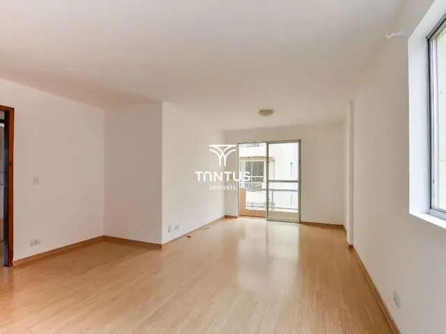Apartamento 3 quartos e 2 banheiros, para alugar, no bairro Alto da Glória em Curitiba