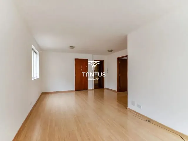 Apartamento 3 quartos e 2 banheiros, para alugar, no bairro Alto da Glória em Curitiba