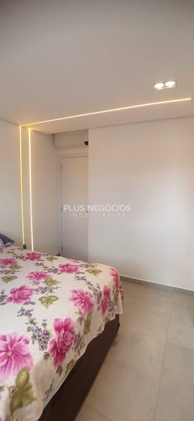 Apartamento à venda com 2 quartos, 61m² - Foto 4