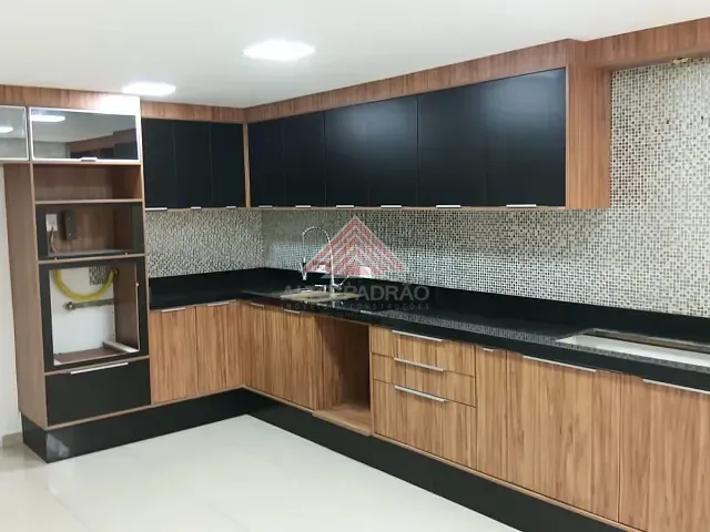 Apartamento 2 quartos e 1 banheiro, à venda, no bairro Vila Falchi em Mauá