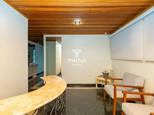 Apartamento 2 quartos e 1 banheiro, para alugar, no bairro Centro Cívico em Curitiba