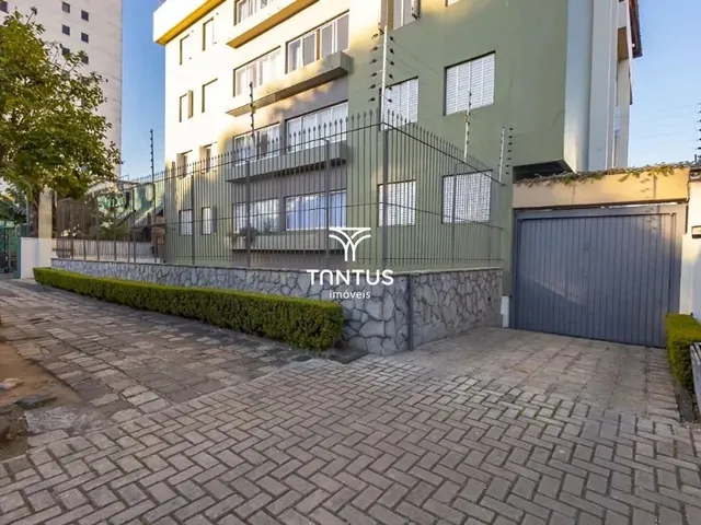 Apartamento 2 quartos e 1 banheiro, para alugar, no bairro Centro Cívico em Curitiba