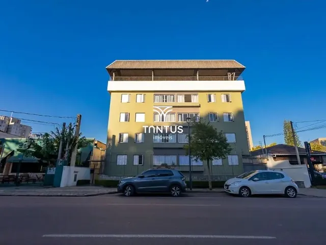 Apartamento 2 quartos e 1 banheiro, para alugar, no bairro Centro Cívico em Curitiba