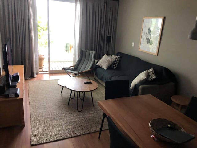 Apartamento 2 quartos e 1 banheiro, à venda, no bairro Bingen em Petrópolis