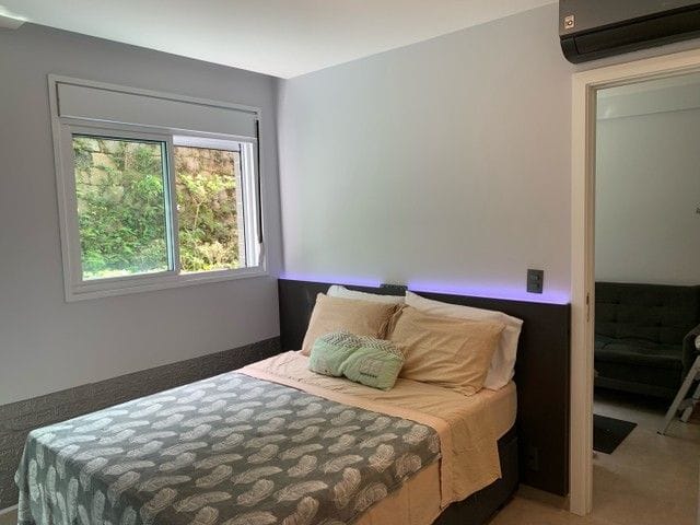 Apartamento com 42m² 1 quarto e 2 banheiros, à venda, no bairro Marapé em Santos