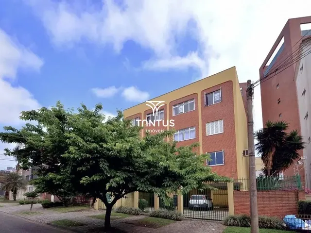 Apartamento 2 quartos e 1 banheiro, para alugar, no bairro Alto da Glória em Curitiba