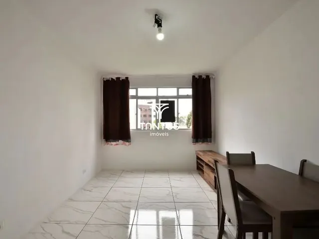 Apartamento 2 quartos e 1 banheiro, para alugar, no bairro Alto da Glória em Curitiba