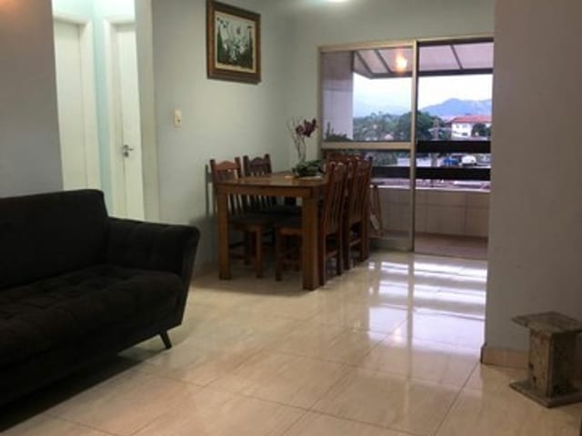 Apartamento com 70m² 2 quartos e 1 banheiro, à venda, no bairro Parque São Vicente em São Vicente