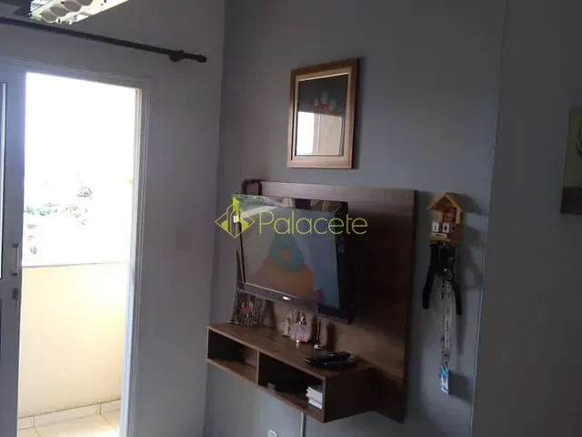 Apartamento 2 quartos e 1 banheiro, à venda, no bairro Jardim Gurilândia em Taubaté