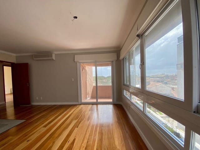 Apartamento com 170m² 3 quartos e 3 banheiros, à venda, no bairro Centro em Pelotas