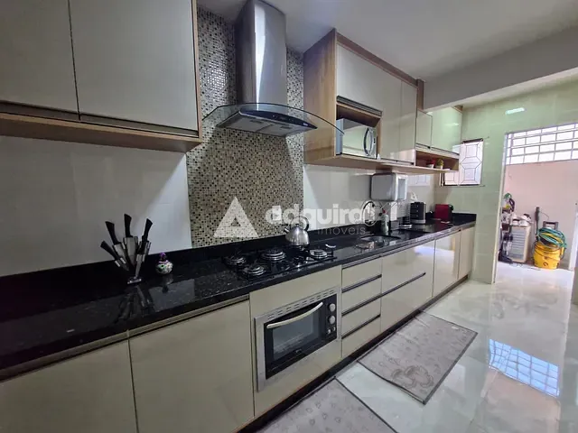 Apartamento 2 quartos e 1 banheiro, à venda, no bairro Centro em Ponta Grossa