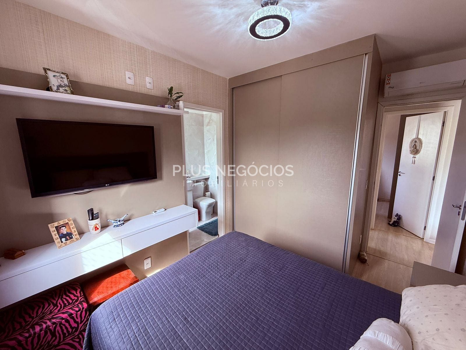 Apartamento à venda com 2 quartos, 56m² - Foto 11