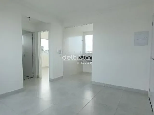 Apartamento com 44m² 2 quartos e 1 banheiro, à venda, no bairro Candelária em Belo Horizonte