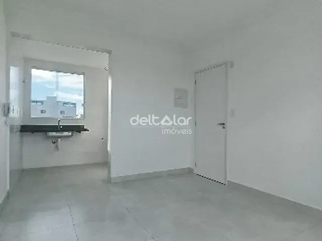 Apartamento com 44m² 2 quartos e 1 banheiro, à venda, no bairro Candelária em Belo Horizonte